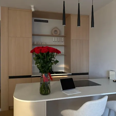 Appartamento Cloud 9 Sky Park Elegance - Brand New With Stunning Views Bratislava