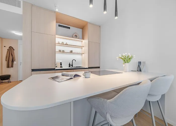 Cloud 9 Sky Park Elegance - Brand New With Stunning Views شقة