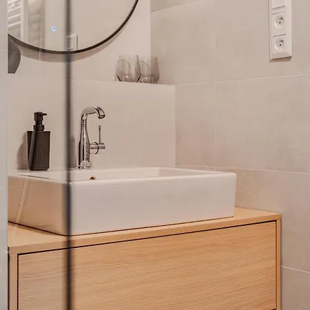 דירה Cloud 9 Sky Park Elegance - Brand New With Stunning Views *